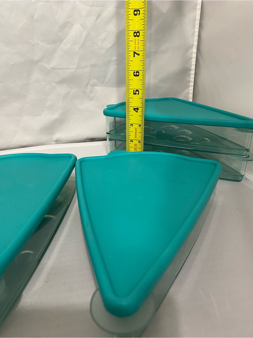 Tupperware Teal Stackable Pizza Storage - Picture 10 of 11